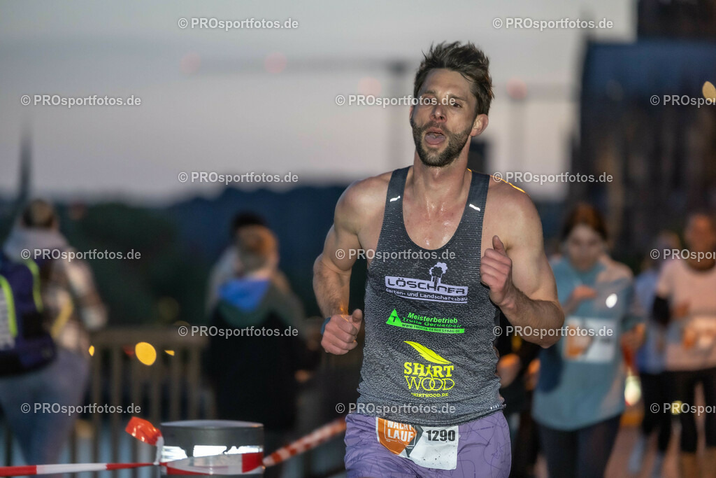 16. OBI Nachtlauf des ASV Koeln; Koeln, 17.05.23 | Impressionen vom 16. OBI Nachtlauf des ASV Koeln am 17.05.23 an Rheinpromenade und Tanzbrunnen in Koeln (Deutschland). Foto: BEAUTIFUL SPORTS/Ulrich Fassbender