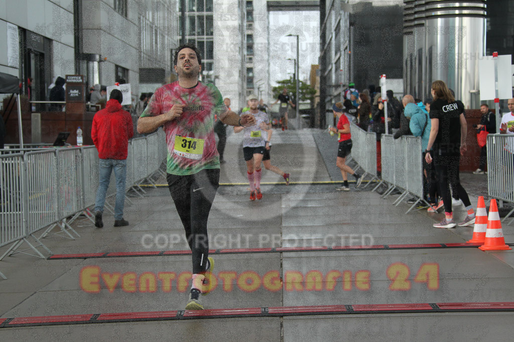 220917_1520_EV4_7603 | Sportfotografie im Rhein-Sieg Kreis, Köln, Bonn, NRW, Rheinland Pfalz, Hessen, etc. Unser Tätigkeitsfeld umfasst den Laufsport vom Volkslauf über den Marathon, Duathlon, Triathon bis zum Ultralauf wie Kölnpfad Ultra oder Schindertrail.