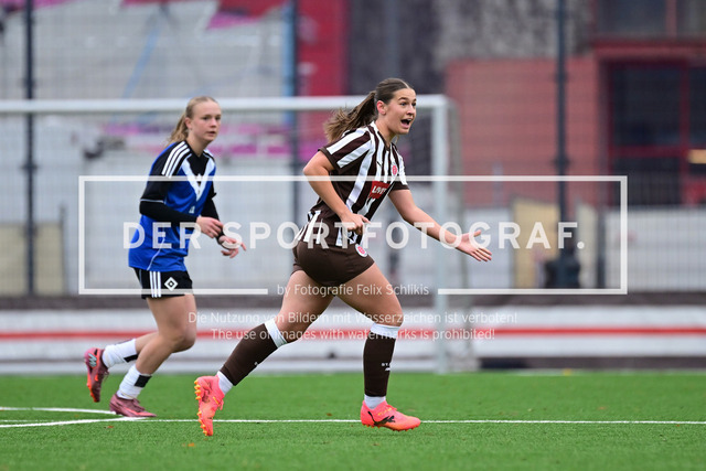 Fußball I Frauen I Saison 2025-2026 I Regionalliga Nord I 10. Spieltag I FC St. Pauli - Hamburger SV U20 I 11293 | Der Sportfotograf. - Realisiert mit Pictrs.com