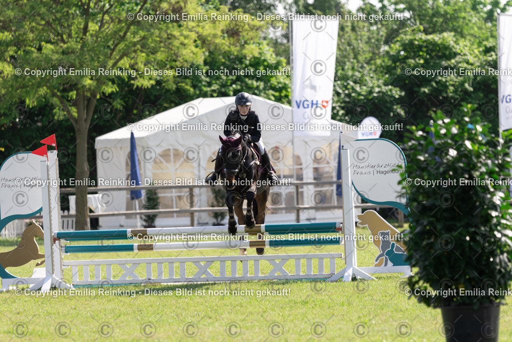 CL5A1637 | Emilia Reinking Fotografie - Realisiert mit Pictrs.com