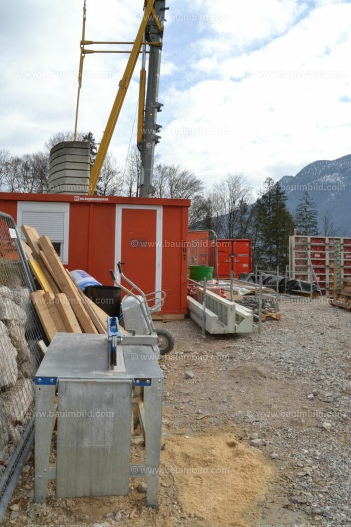 bib-lg01-baustelleneinrichtung-0170 | Nach LV-Leistungsgruppen sortierte Detailfotos über den Bau eines Hauses. Alle Hausbau-Bilder direkt vom Urheber und Autor der Website Haus-Selber-Bauen.com