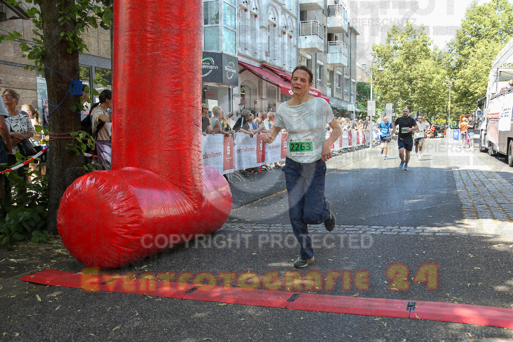 250621_1203_EX1_4734 | Sportfotografie im Rhein-Sieg Kreis, Köln, Bonn, NRW, Rheinland Pfalz, Hessen, etc. Unser Tätigkeitsfeld umfasst den Laufsport vom Volkslauf über den Marathon, Duathlon, Triathon bis zum Ultralauf wie Kölnpfad Ultra oder Schindertrail.