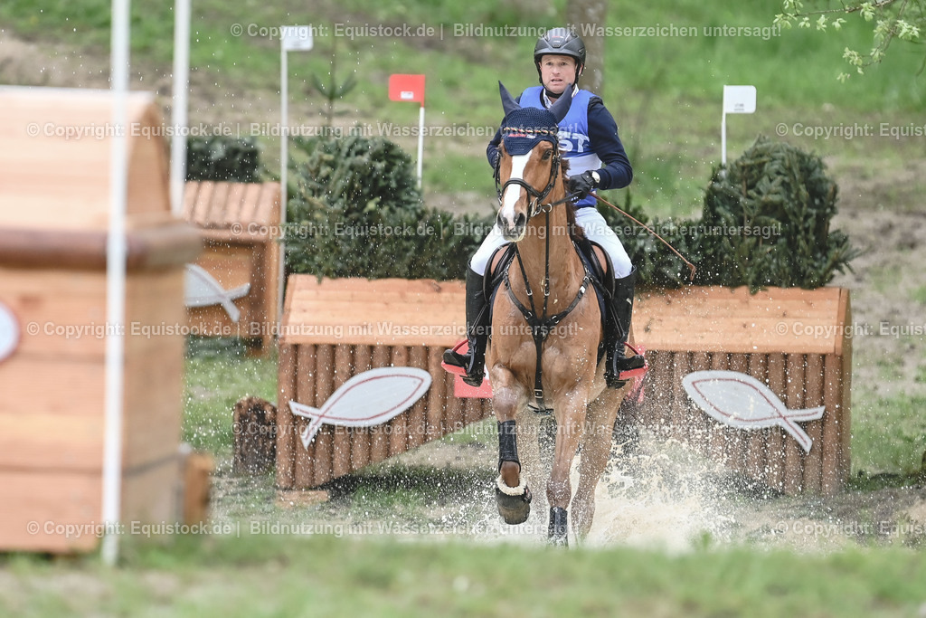 20230513_CCI4_Gelände_0521 | equistock