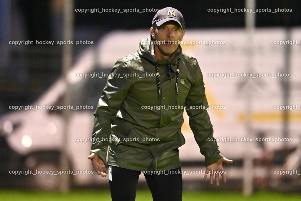 SAK vs. SV Donau  | Headcoach SV Donau Kurt Stuck, SAK vs. SV Donau , SAK vs. SV Donau  am 27.09.2024 in Klagenfurt (Sportpark Welzenegg), Austria, (Photo by Bernd Stefan)