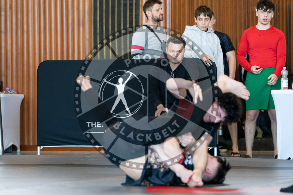 20250329PBB3367 | Fighters compete during the International Luta Livre (ILLCS) Germany IX Spring 2025 Competition spring on March 29, 2025 in Hannover, Germany.© Chiara Dazi