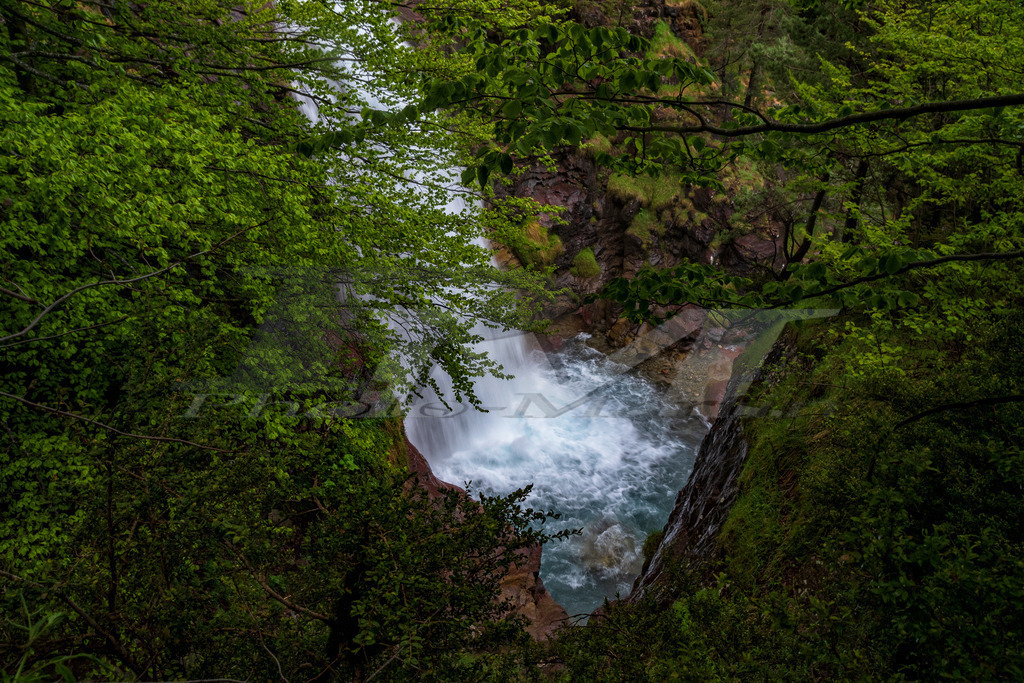Natur & Landschaft | In einer Welt voller schneller Bilder entstehen meine Fotografien langsam. Sie zeigen Landschaften und Natur in Momenten der Ruhe, Klarheit und Weite und sind gedacht als Wandkunst für Menschen, die bewusst gestalten. - Realisiert mit Pictrs.com