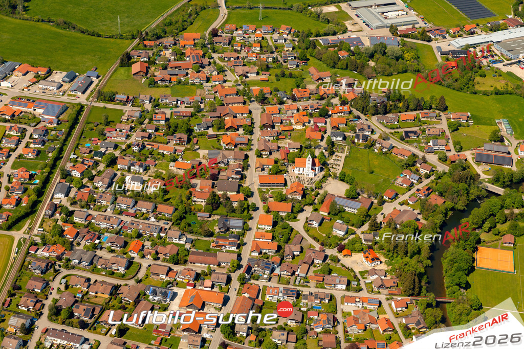 Das Luftbild zeigt : Ebenhofen Biessenhofen - Die Luftaufnahme wurde 2024 vom UL-Flugzeug aus erstellt ( keine Drohne ) - Hochauflösende Luftaufnahme - Für grossformatige Ausdrucke geeignet. Die Geschenkidee !Mit Lizenz und Bildrechte bestellbar