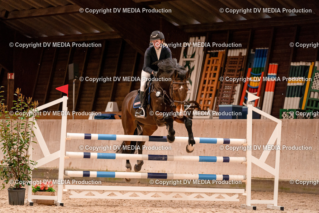 Springen Tag 1-687 | dv-media-shop - Realisiert mit Pictrs.com