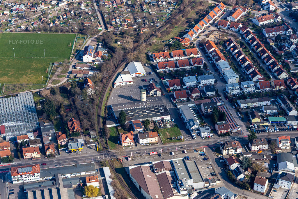 Luftbild: ehemaliges Promarkt-Gelände Am Rabensteinerweg in Speyer im Bundesland Rheinland-Pfalz in Deutschland. Foto: IMG_125866.jpg vom 07.03.2021 durch Werner Riehm/FLY-FOTO.de