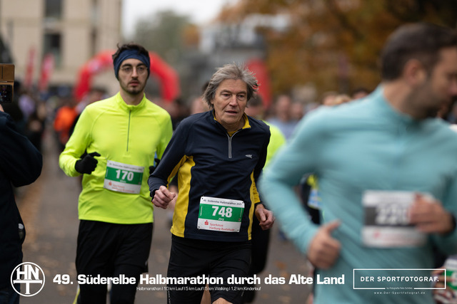 Süderelbe Halbmarathon 2025 I 09.11.2025 I Fotograf_DerSportfotograf.I 00318 | Der Sportfotograf. - Realisiert mit Pictrs.com