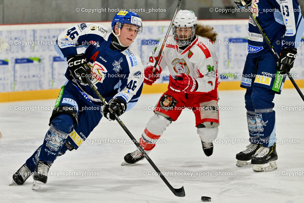 ESV FERLACH vs. ESC SOCCERZONE STEINDORF | #46 Maurer Julian ESC Steindorf, #9 Steiner Markus ESV Ferlach, ESV FERLACH vs. ESC SOCCERZONE STEINDORF, ESV FERLACH vs. ESC SOCCERZONE STEINDORF am 22.11.2024 in Ferlach (Eishalle Ferlach ), Austria, (Photo by Bernd Stefan)