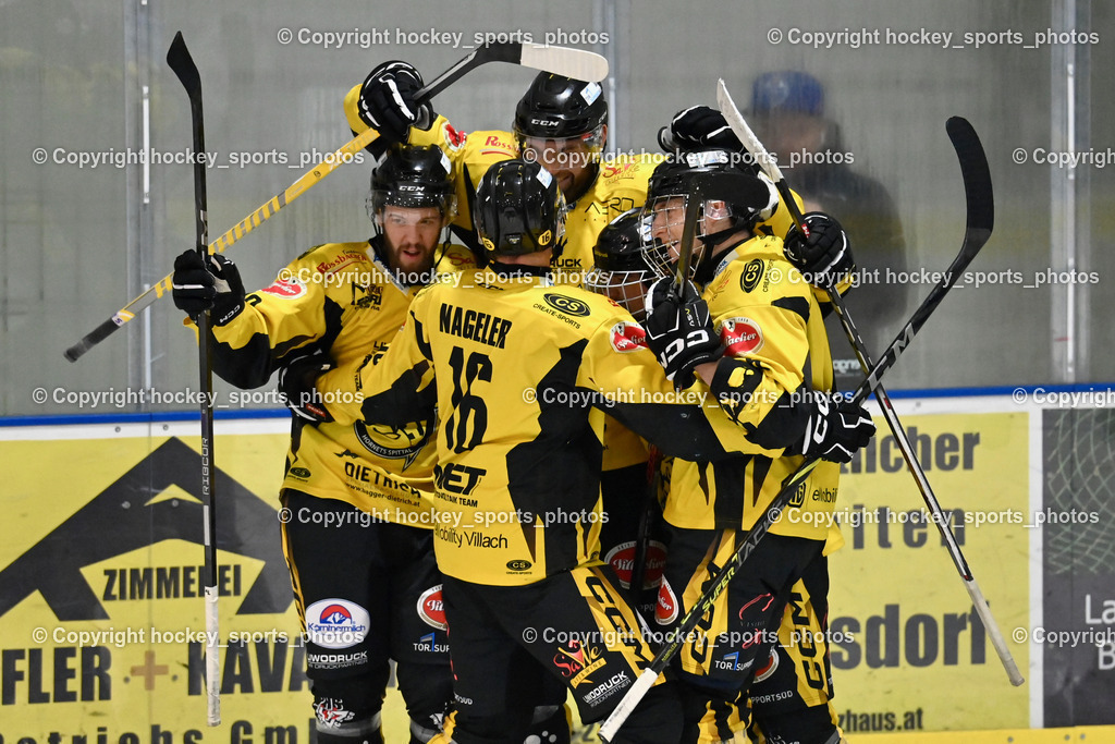 ESC Steindorf vs. MET PHOTOVOLTAIK HORNETS SPITTAL | #16 Nageler Daniel EC Hornets Spittal, Jubel HORNETS SPITTAL Mannschaft, #70 Kronig Daniel EC Hornets Spittal, #38 Zorec Marco EC Hornets Spittal, #98 Thalhammer Dominic EC Hornets Spittal, ESC Steindorf vs. MET PHOTOVOLTAIK HORNETS SPITTAL, ESC Steindorf vs. MET PHOTOVOLTAIK HORNETS SPITTAL am 26.10.2024 in Steindorf (Ossiachersee Halle), Austria, (Photo by Bernd Stefan)