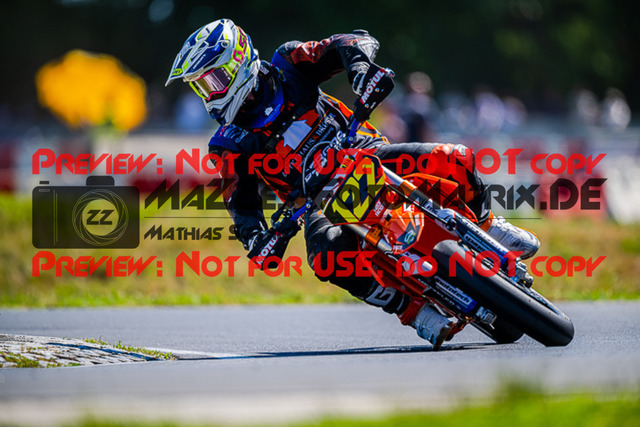 MaZZes_FotoMatrix_220703_9568 | S2