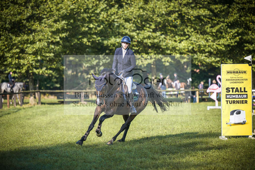 DOS_0072 | Entdecke hochwertige Reitturnierfotos von Foto Oger. Professionell, emotional und authentisch – jetzt Lieblingsmomente im Shop bestellen.Deutschlandweite Turnierfotografie. - Realisiert mit Pictrs.com