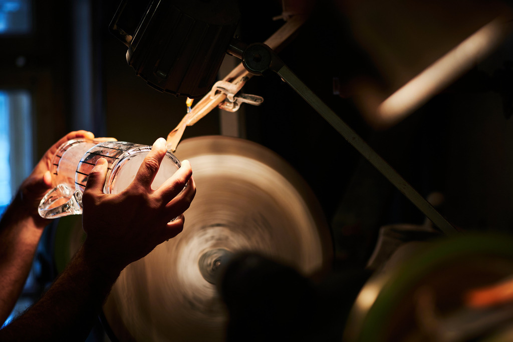 J. & L. LOBMEYR GmbH | WIen, Austria - December 03, 2019: J. &amp; L. LOBMEYR GmbH; Detailaufnahmen aus der Werkstatt. - Realisiert mit Pictrs.com