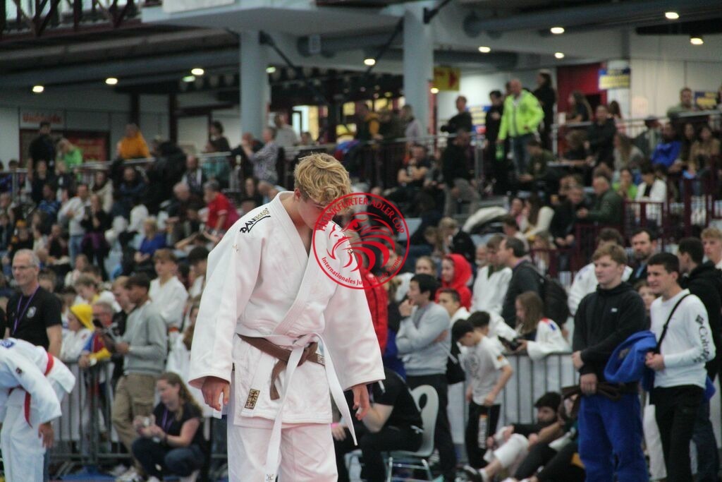 IMG_3402 | Fotos vom Adler Cup - Pictures from Adler Cup

Hier findet Ihr alle Eindrücke und großen Momente der Adler Cup Wochenenden. Here you will find all impressions and great moments of the Adler Cup weekends. - Realisiert mit Pictrs.com