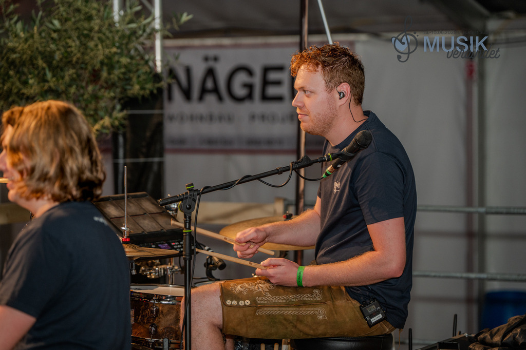 DSC_3111 | "Fussifoto.com – Ihr Ansprechpartner für hochwertige Fotografie! Entdecken Sie kreative Bilder und professionelle Dienstleistungen. Kontaktieren Sie uns für Ihre Projekte!"