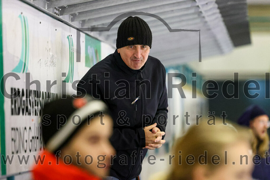2022-12-16_005_TSV_Erding_gegen_EC_Pfaffenhofen | Erding, Deutschland, 16.12.2022:
Eishockey, Bayernliga 2022 / 2023, 21. Spieltag, TSV Erding gegen EC Pfaffenhofen, Endergebnis: 14:1

Trainer Stefan Teufel (EC Pfaffenhofen)

Foto: Christian Riedel / fotografie-riedel.net