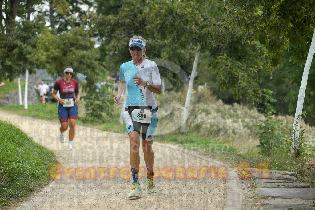 250824_1356_EX1_4315 | Sportfotografie im Rhein-Sieg Kreis, Köln, Bonn, NRW, Rheinland Pfalz, Hessen, etc. Unser Tätigkeitsfeld umfasst den Laufsport vom Volkslauf über den Marathon, Duathlon, Triathon bis zum Ultralauf wie Kölnpfad Ultra oder Schindertrail.