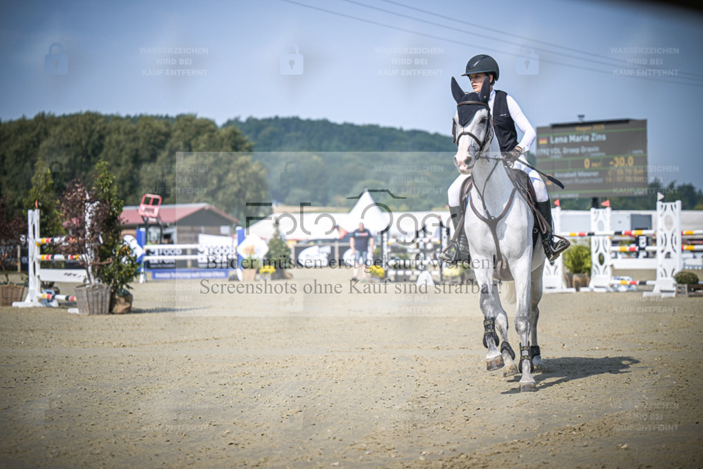 DOS_0114 | Entdecke hochwertige Reitturnierfotos von Foto Oger. Professionell, emotional und authentisch – jetzt Lieblingsmomente im Shop bestellen. - Realisiert mit Pictrs.com