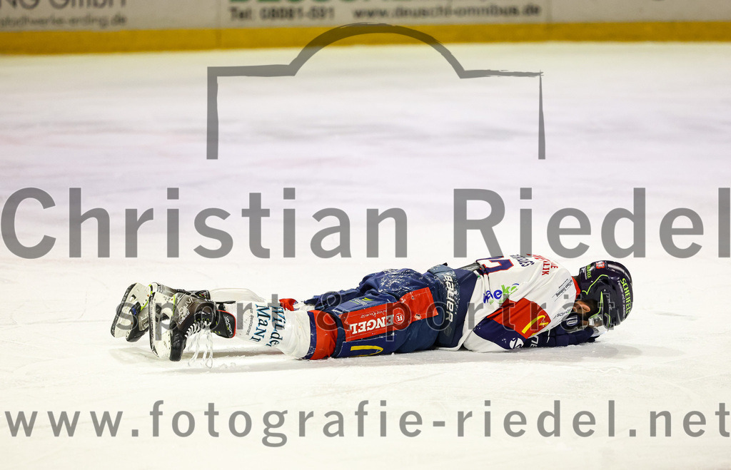 2023-01-13_098_TSV_Erding_gegen_VfE_Ulm-Neu-Ulm | Erding, Deutschland, 13.01.2023:
Eishockey, Bayernliga 2022 / 2023, 27. Spieltag, TSV Erding gegen VfE Ulm/Neu-Ulm, Endergebnis: 6:1

Stefan Rodrigues (VfE Ulm/Neu-Ulm e. V., #23)

Foto: Christian Riedel / fotografie-riedel.net