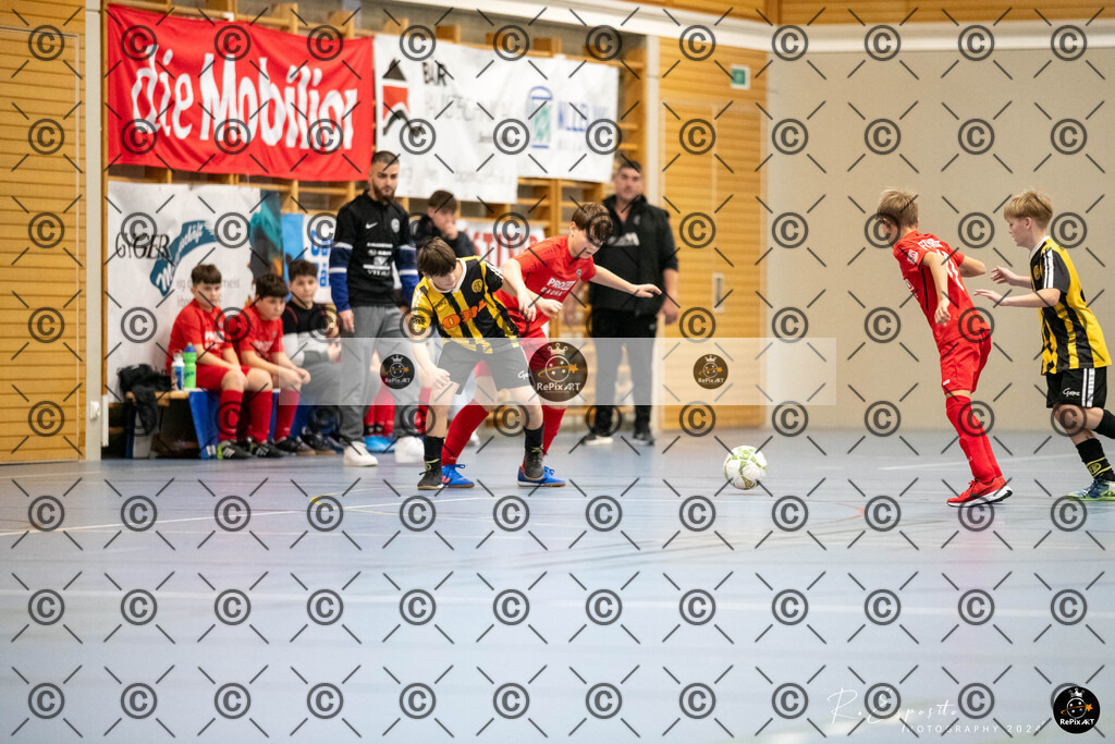20241130_FCR-Hallenturnier-D-2_034 | Sport und Naturfotografie von Roberto Esposito zeigt echte Momente Bewegung und die Schönheit der Natur. Ausdrucksstarke Bilder schaffen Emotionen.