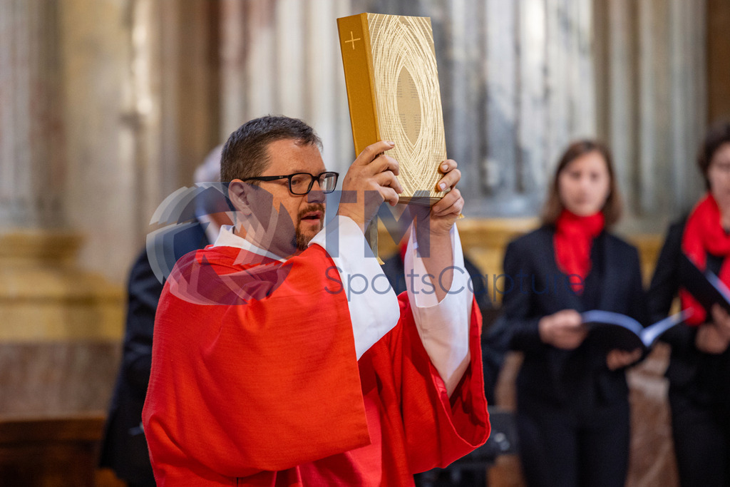 Trainproduction-20240519-1 | Firmung Klagenfurt-Dom 19.05.2024 10:30 Uhr