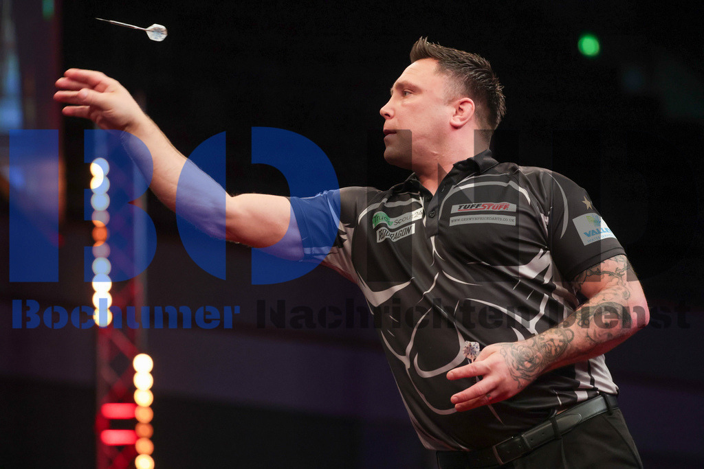  29.10.2023 - 
 | Sebastian Sendlak / Bochumer Nachrichtendienst (BOND) - PDC European Darts Championship: Viertelfinale {Persons shown} - Realisiert mit Pictrs.com