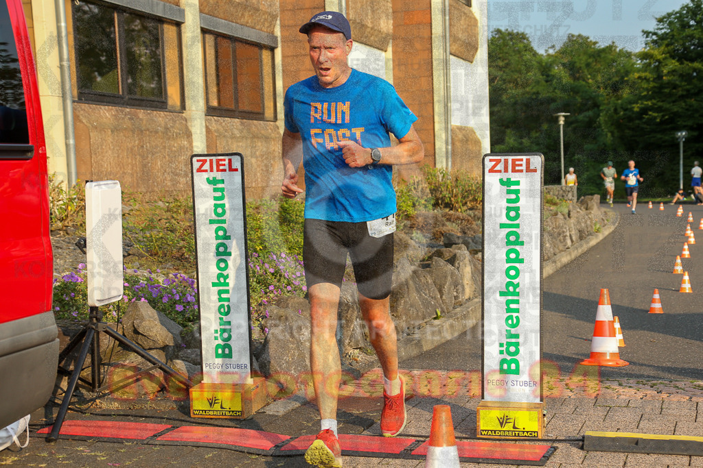 240802_1914_EX1_6178 | Sportfotografie im Rhein-Sieg Kreis, Köln, Bonn, NRW, Rheinland Pfalz, Hessen, etc. Unser Tätigkeitsfeld umfasst den Laufsport vom Volkslauf über den Marathon, Duathlon, Triathon bis zum Ultralauf wie Kölnpfad Ultra oder Schindertrail.