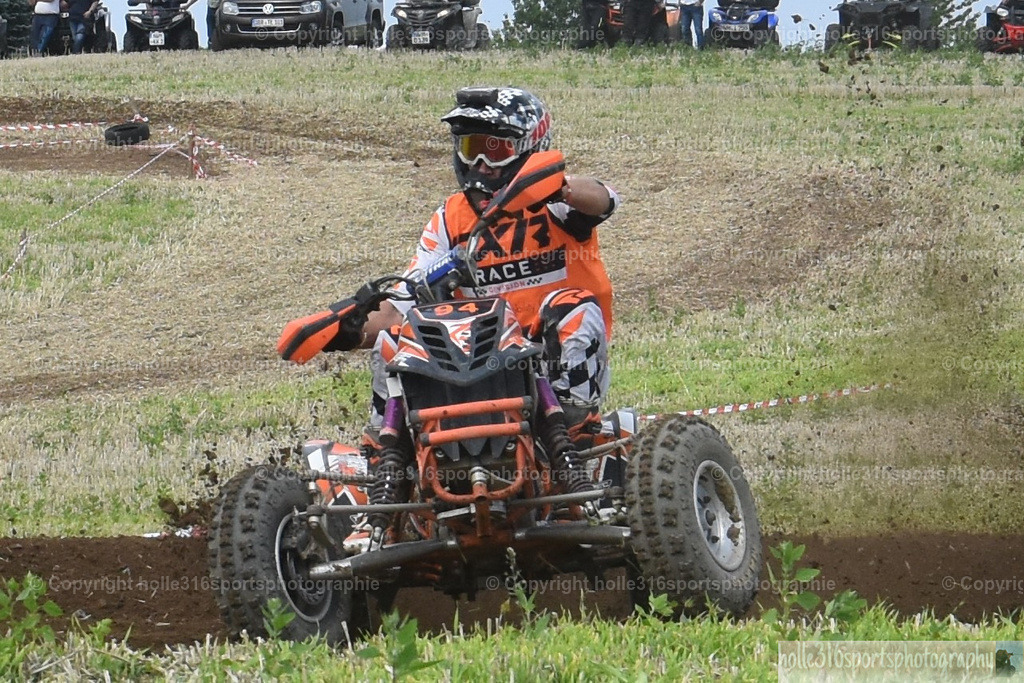 DSC_0612 (2) | Sportfotografie , Motorsport, Motoross, Reitsport, Mointainbike, Enduro,
Landschaft , Outdoor, Eventfotografie, Landschaft, Bilder online bestellen - Realisiert mit Pictrs.com