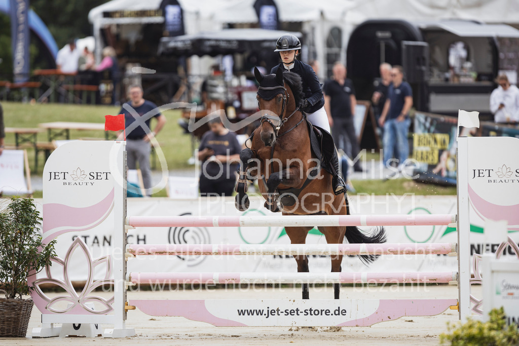 250710_BHO_Stil-L-1-101 | Deine schönsten Turniermomente als professionelle Fotos! Entdecke hochwertige Pferdesport-Fotografie im Online-Shop. Jetzt Fotos finden & bestellen!