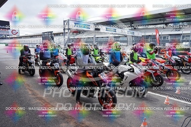 2025_08_04_PBK_16101 | Sportfotografie; SlowMotion; Video; Rennstrecke; Hafeneger; RSE; Speer; Trackday; Motorsportarena; Hockenheimring; Brno; Most; Barcelona; Valencia, Benny; Kaetzmer;