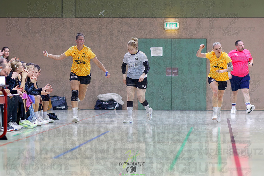 Frauen Oberliga Mitte (HHV); HSG Eibelshausen/Ewersbach - HSG Linden | Frauen Oberliga Mitte (HHV); HSG Eibelshausen/Ewersbach - HSG Linden am 15.11.2025 in Eibelshausen (Holderberghalle)Photo © 2025 - Jörg Heinrich - Realisiert mit Pictrs.com
