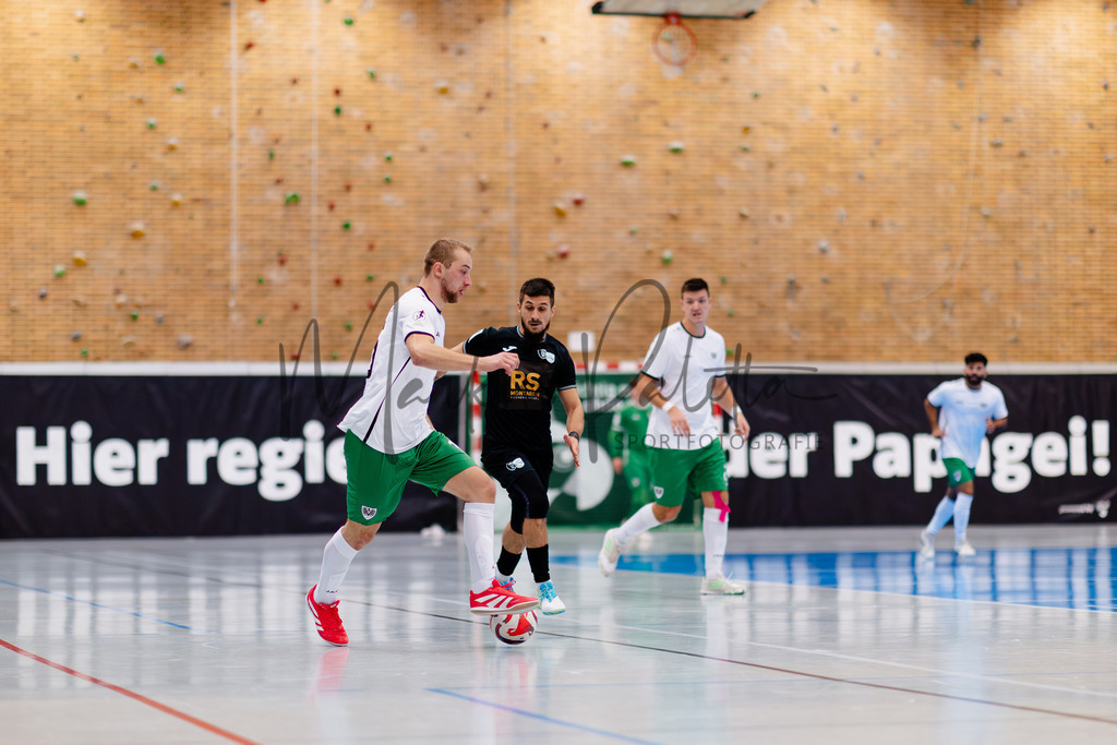 Futsal-Bundesliga, Saison 2025/2026, 9. Spieltag: SC Preußen Münster - YB Balkan Pfarrkirchen | Futsal-Bundesliga, Saison 2025/2026, 9. Spieltag, SC Preußen Münster empfängt YB Balkan Pfarrkirchen in der Universitäts-Sporthalle in Münster. Foto: sportfotografie.ms | Markus Paletta - Realisiert mit Pictrs.com