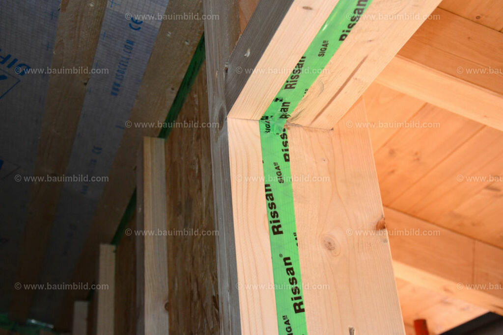 bib-lg13-holzbau-ausbau-0027 | Nach LV-Leistungsgruppen sortierte Detailfotos über den Bau eines Hauses. Alle Hausbau-Bilder direkt vom Urheber und Autor der Website Haus-Selber-Bauen.com