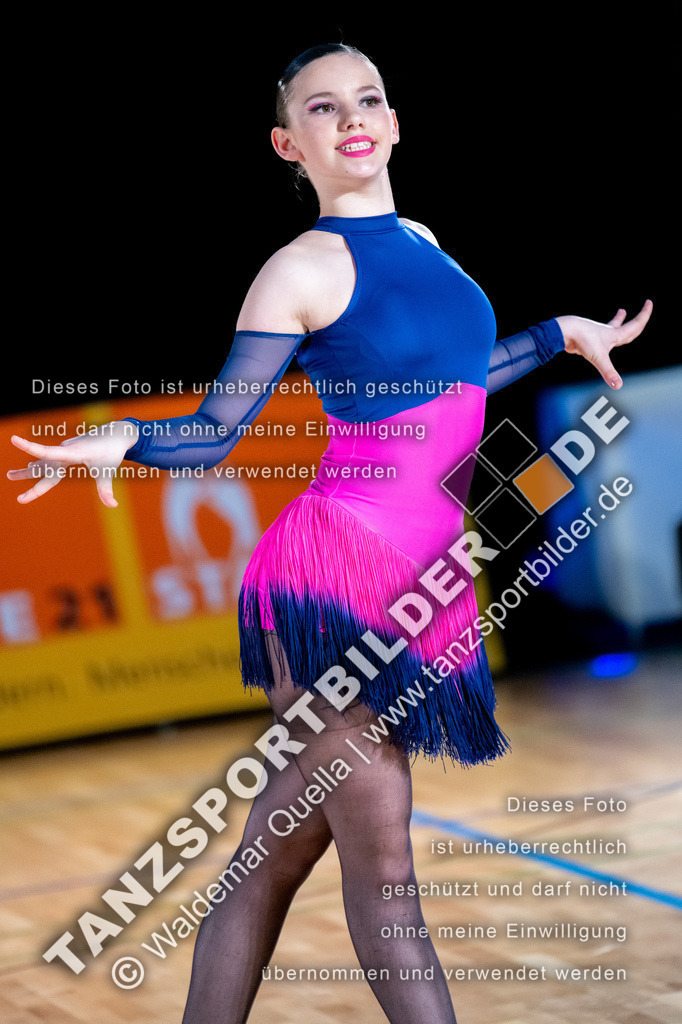 20250503-00514 | Hier finden Sie Tanz Bilder vom Latein und Standard Formationen tanzen. Sportbilder vom Tanzsport. Schöne Fotos und von Weltmeisterschaft, Europameisterschaft, Bundesliga, Regionalliga, Oberliga und Landesliga sowie von GOC Stuttgart, DanceComp, WM Bremen