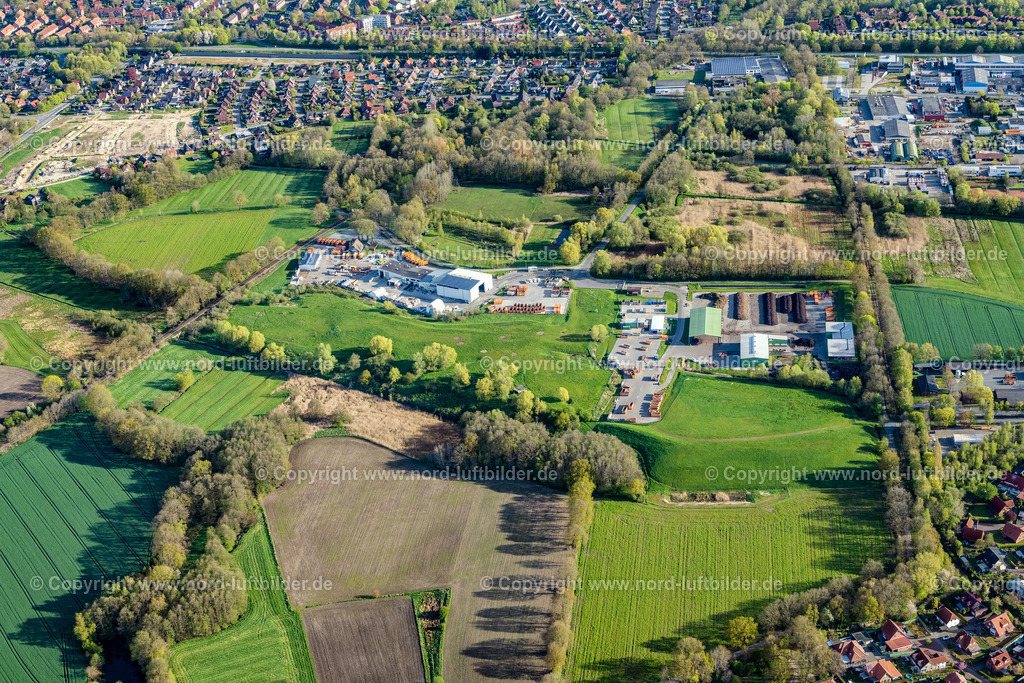 Stade_Süd_Recycling_Zentrum_Stade_Abfallwirtschaftszentrum_Awz_4602010523 | STADE 01.05.2023 Gelände der Müll- und Recycling- Sortieranlage " Recycling Zentrum Stade RZS Abfallwirtschaftszentrum AWZ " in Stade im Bundesland Niedersachsen, Deutschland. // Site waste and recycling sorting " Recycling Zentrum Stade RZS Abfallwirtschaftszentrum AWZ " in Stade in the state Lower Saxony, Germany. Foto: Martin Elsen