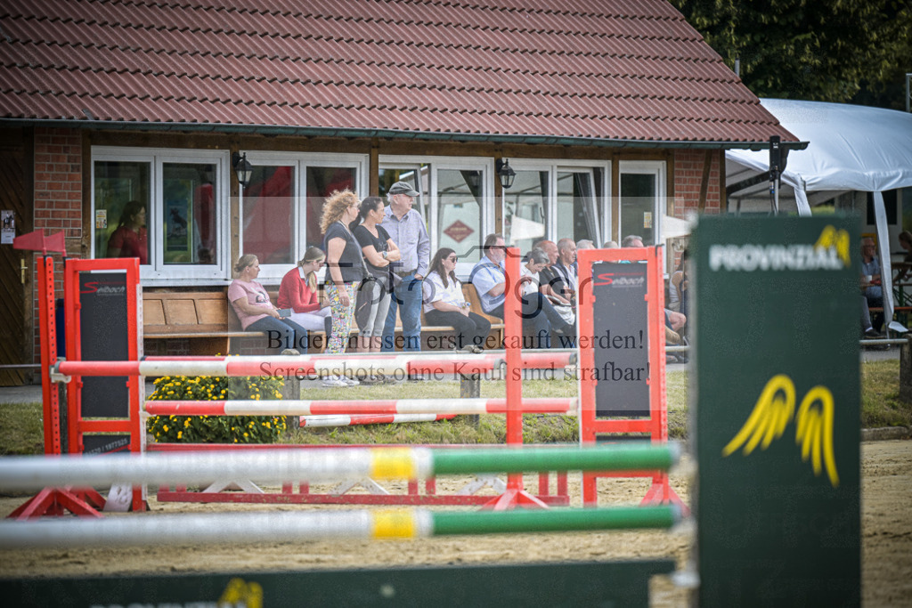 DOS_6087 | Entdecke hochwertige Reitturnierfotos von Foto Oger. Professionell, emotional und authentisch – jetzt Lieblingsmomente im Shop bestellen.Deutschlandweite Turnierfotografie. - Realisiert mit Pictrs.com