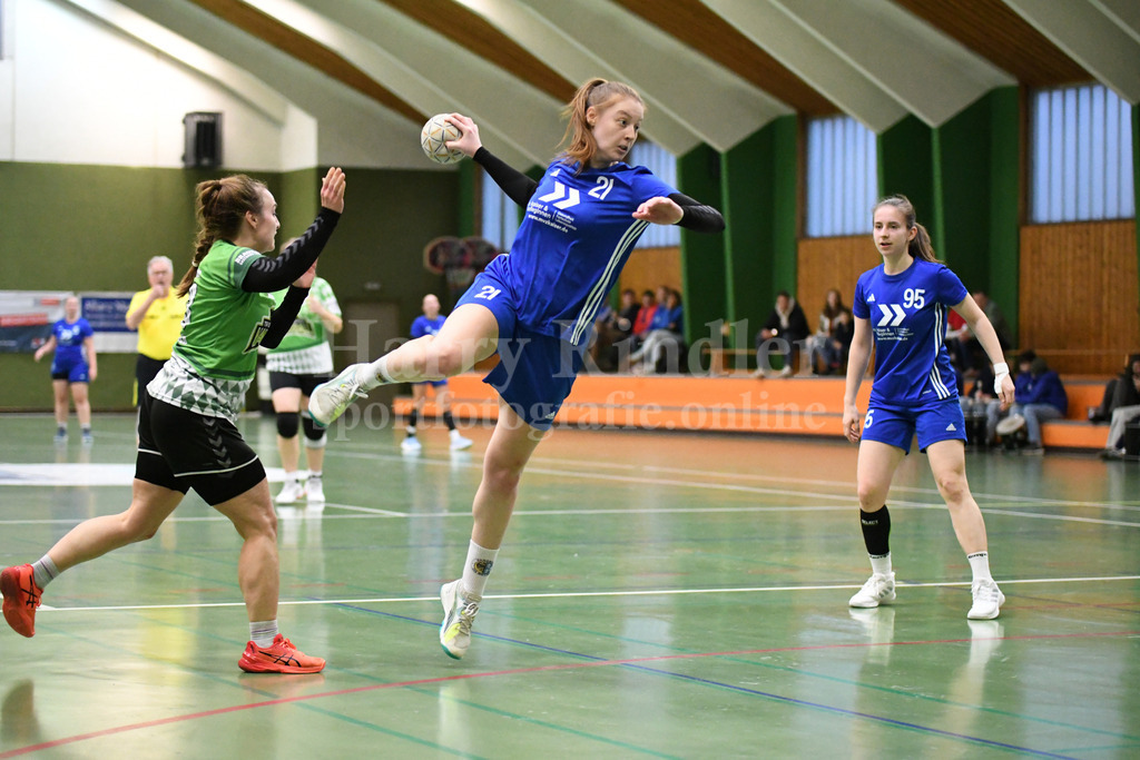 SSG Metten :  TSV Schleißheim II  33:18 | Thyra Köck (SSG Metten Damen #21) - Realisiert mit Pictrs.com