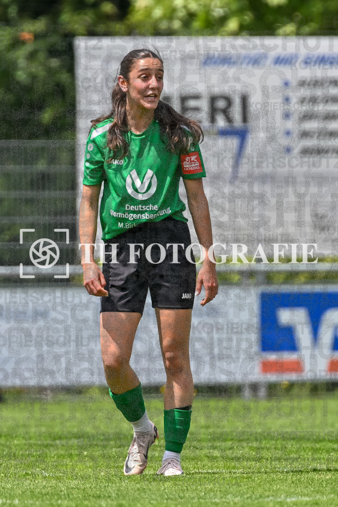 GER, FC Hauingen - SV Waldhaus, Frauen-Fussball, Rothaus Bezirkpokal, Finale, Saison 2024/2025, 29.05.2025 | Finja Voelkel (SV Waldhaus, #03)GER, FC Hauingen - SV Waldhaus, Frauen-Fussball, Rothaus Bezirkpokal, Finale, Saison 2024/2025, 29.05.2025Foto: TH Fotografie/Thomas Hess
