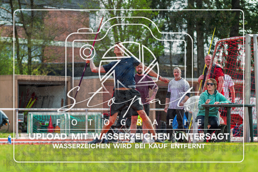 KMHK-1007 | Kreismeisterschaften Leichtathletik-Wurf Heidekreis 2026 im Boehmewaldstadion, Soltau (Simon Paul Stopat) - Realisiert mit Pictrs.com