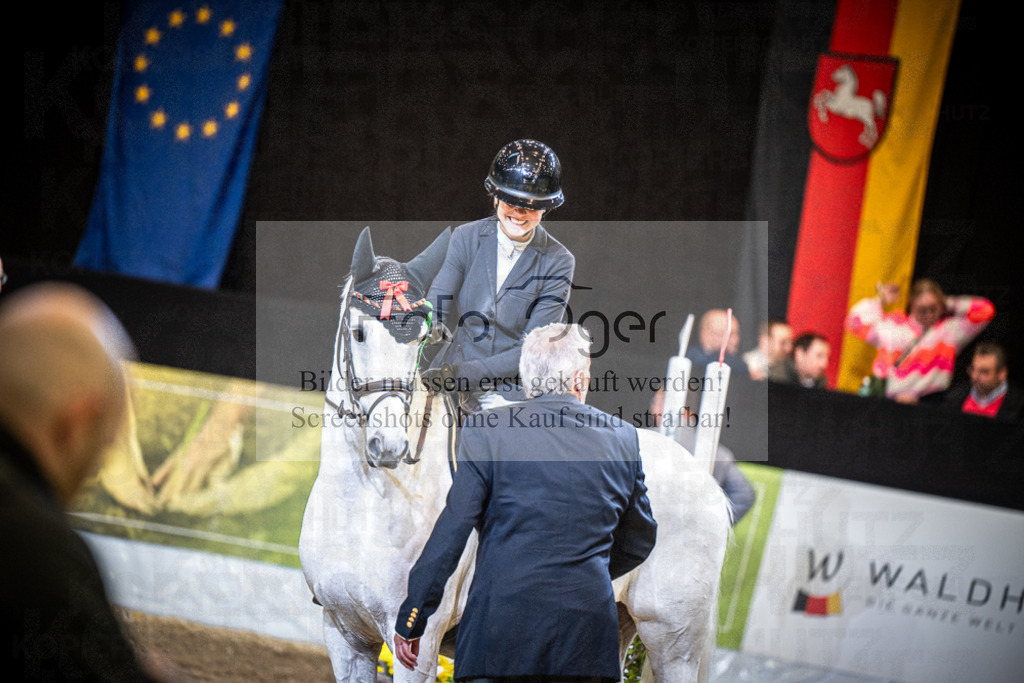 DOS_0065 | Entdecke hochwertige Reitturnierfotos von Foto Oger. Professionell, emotional und authentisch – jetzt Lieblingsmomente im Shop bestellen.Deutschlandweite Turnierfotografie. - Realisiert mit Pictrs.com