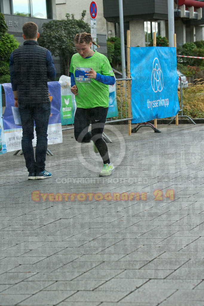 220909_1655_EX1_9850 | Sportfotografie im Rhein-Sieg Kreis, Köln, Bonn, NRW, Rheinland Pfalz, Hessen, etc. Unser Tätigkeitsfeld umfasst den Laufsport vom Volkslauf über den Marathon, Duathlon, Triathon bis zum Ultralauf wie Kölnpfad Ultra oder Schindertrail.