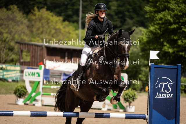 Bad_Meinberg_06324 | saradresslerfotografie - Realisiert mit Pictrs.com