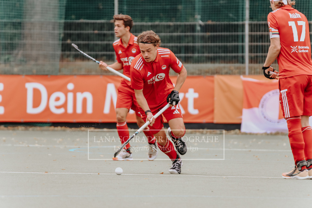 Herren_Bundesliga_02_F_RWK-UHC_21.09.25_Köln (275 von 471) | lanaschraderfotografie - Realisiert mit Pictrs.com