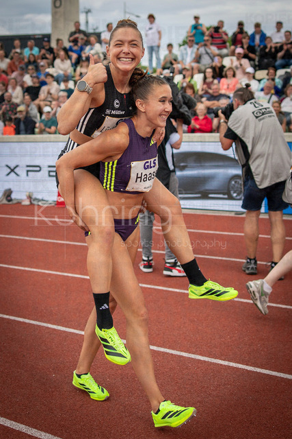 Golden Oval; Dresden, 31.05.2026 | DRESDEN , GERMANY - MAY 31:  Gina Lueckenkemper (GER / Germany) backpacked by Rebekka Haase (GER / Germany) after the 100m final during the Golden Oval Continental Tour Silver meeting on May 31, 2026 at Heinz-Steyer-Stadion in Dresden, Saxony, Germany.
