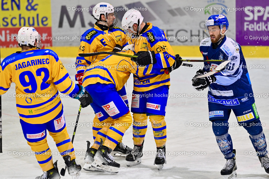 ESC SOCCERZONE STEINDORF vs. 1. EHC ALTHOFEN | Jubel EHC Althofen Mannschaft, #92 Jagarinec Jakob 1. EHC Althofen, #61 Friedrich Daniel ESC Steindorf, ESC SOCCERZONE STEINDORF vs. 1. EHC ALTHOFEN, ESC SOCCERZONE STEINDORF vs. 1. EHC ALTHOFEN am 28.02.2025 in Steindorf (Ossiachersee Halle), Austria, (Photo by Bernd Stefan)