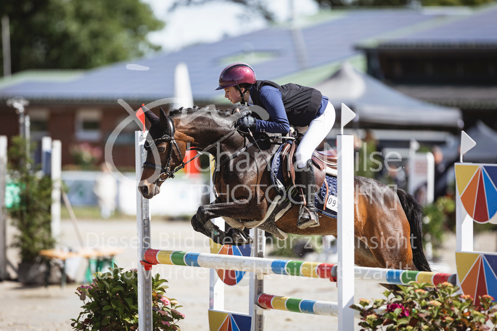 240615_CoesfeldLette_Stil-A-237 | Deine schönsten Turniermomente als professionelle Fotos! Entdecke hochwertige Pferdesport-Fotografie im Online-Shop. Jetzt Fotos finden & bestellen!