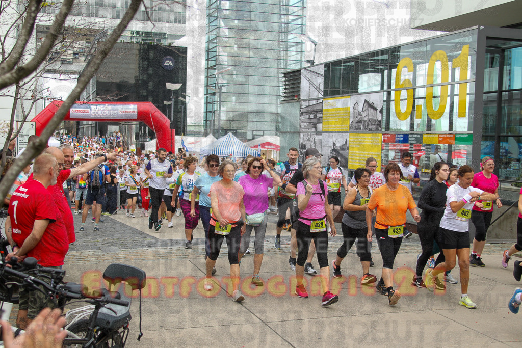 250920_1301_EV4_5084 | Sportfotografie im Rhein-Sieg Kreis, Köln, Bonn, NRW, Rheinland Pfalz, Hessen, etc. Unser Tätigkeitsfeld umfasst den Laufsport vom Volkslauf über den Marathon, Duathlon, Triathon bis zum Ultralauf wie Kölnpfad Ultra oder Schindertrail.
