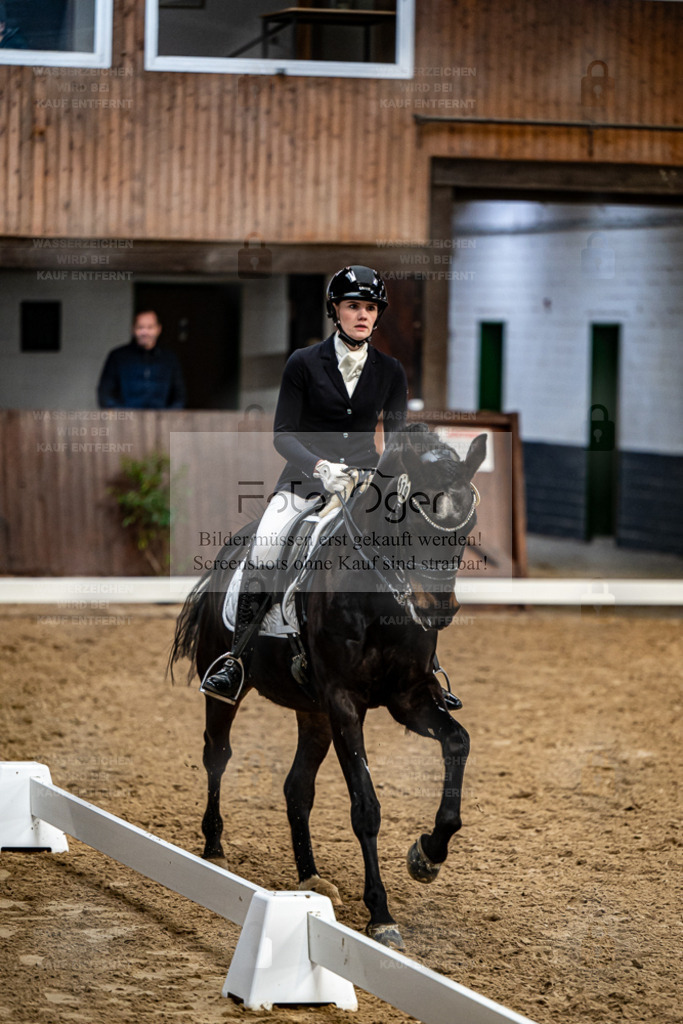 20240310-DOS_9157 | Entdecke hochwertige Reitturnierfotos von Foto Oger. Professionell, emotional und authentisch – jetzt Lieblingsmomente im Shop bestellen. - Realisiert mit Pictrs.com